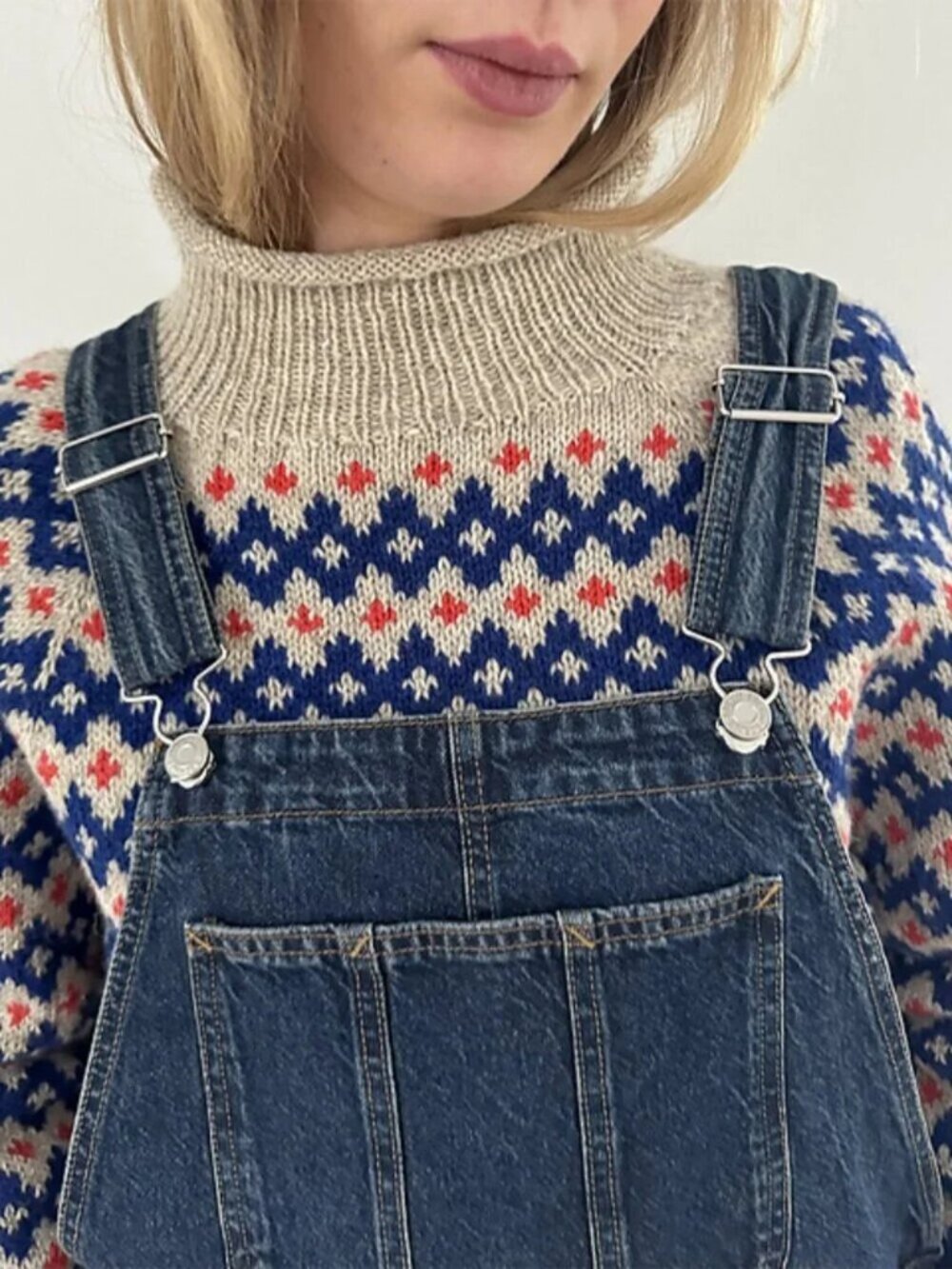 High Neck Patterned Cozy Pullover Sweater - Picture 5 of 6